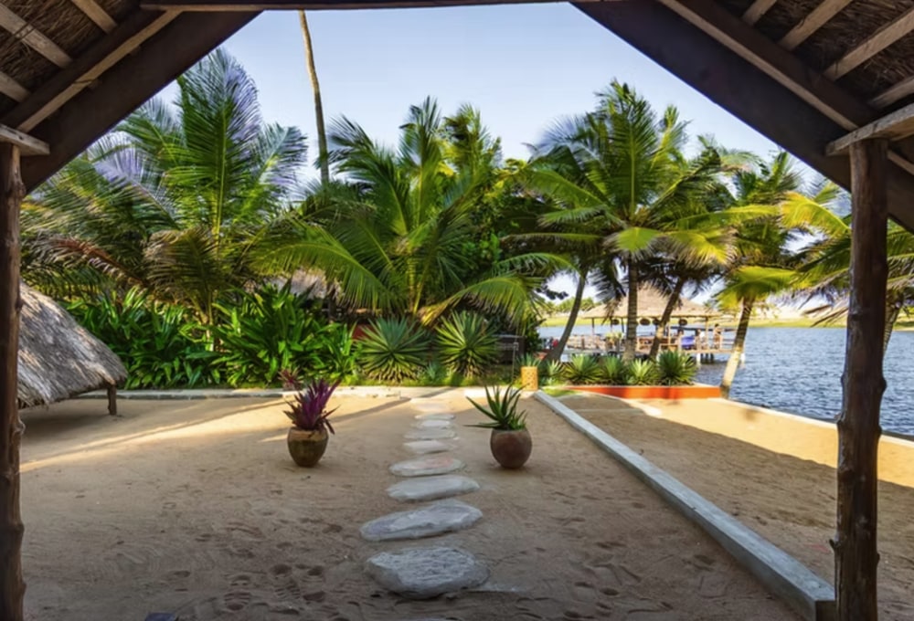 Meet Me There Eco Lodge